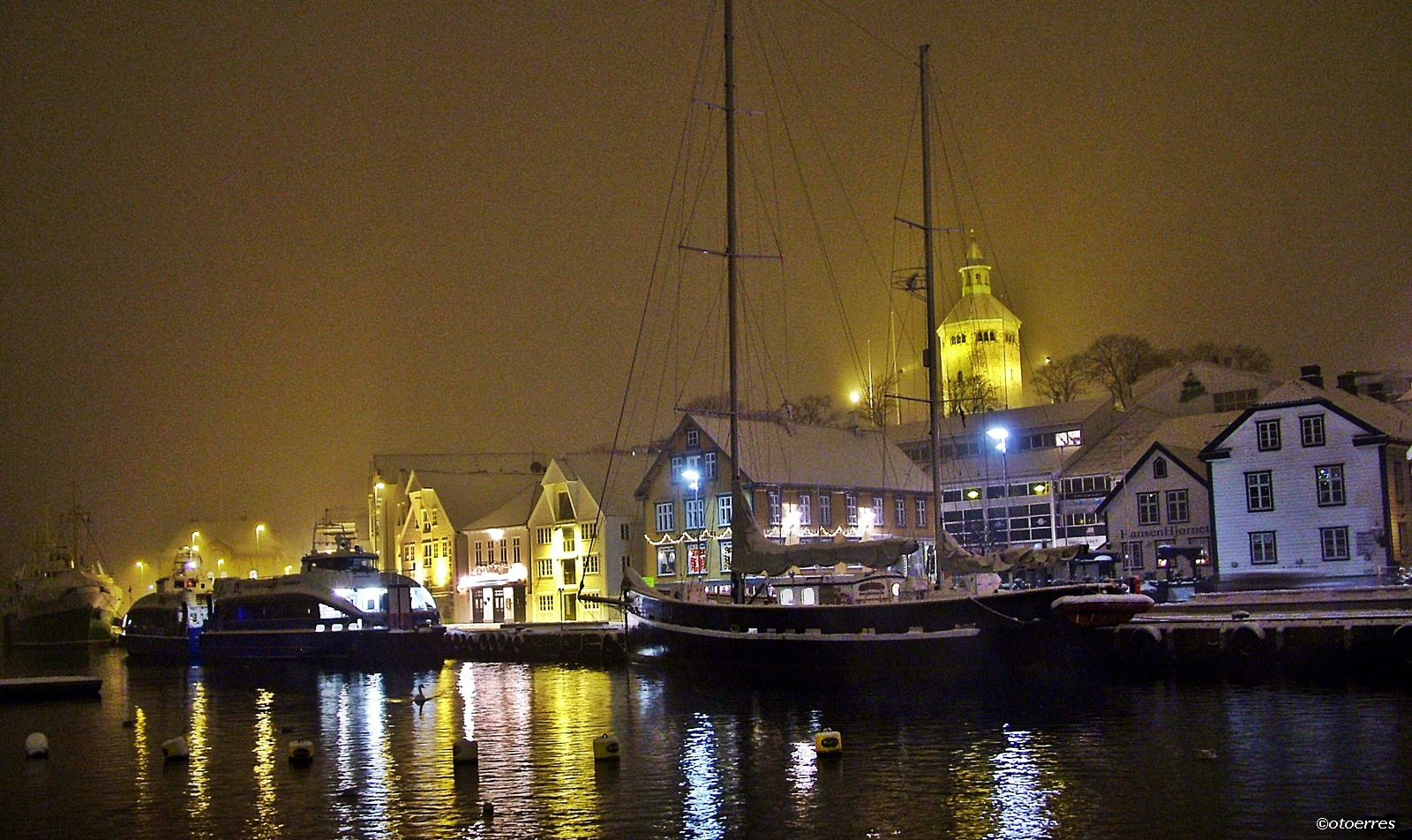 Stavanger - vinternatt- Â©otoerres