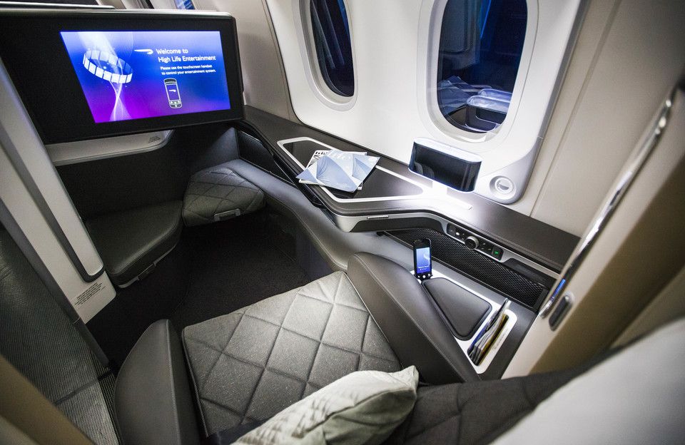 British Airways - Boeing B 787-10 - First Class Seat