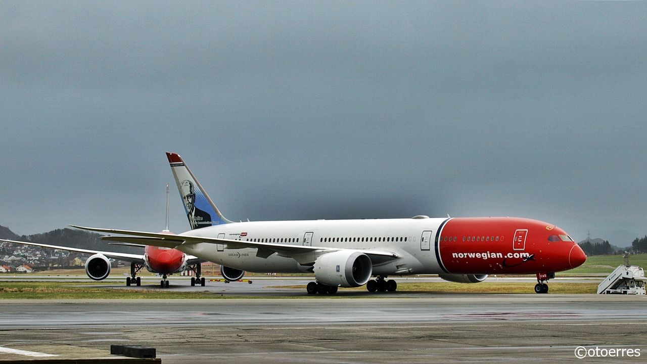 Norwegian - Boeing B 787 - Dreamliner - langtidslagring - Stavanger lufthavn - Sola