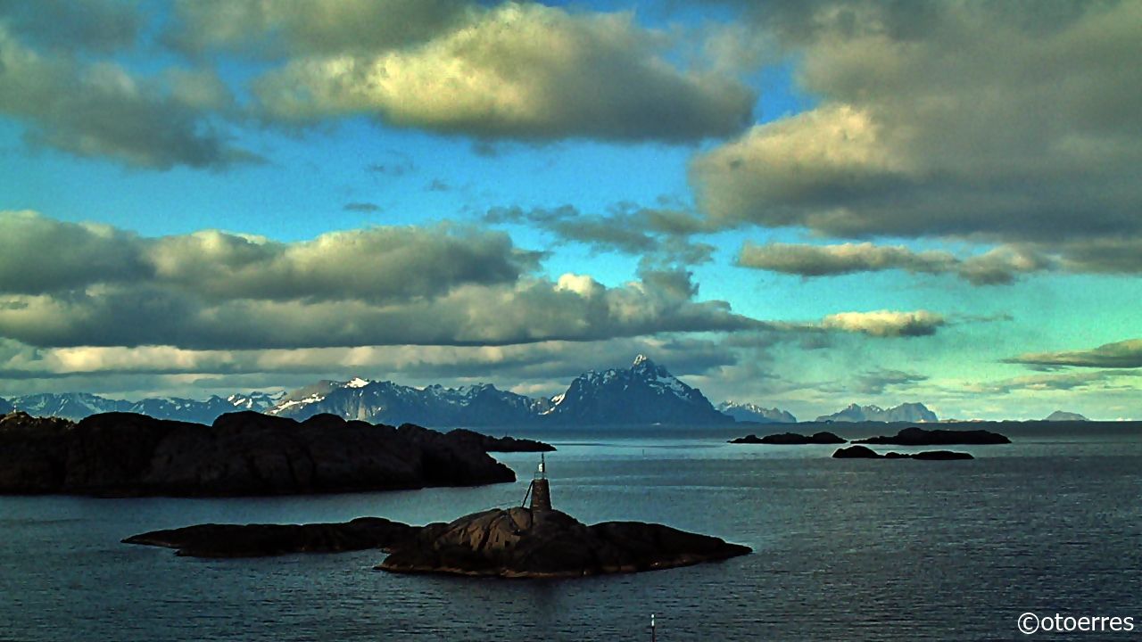 Vestfjorden - Lofoten - Fjell - Øygruppe
