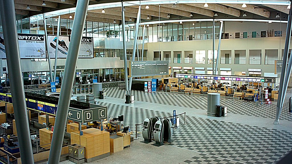 Innsjekking - hovedhall - Billund lufthavn - Jylland - Danmark