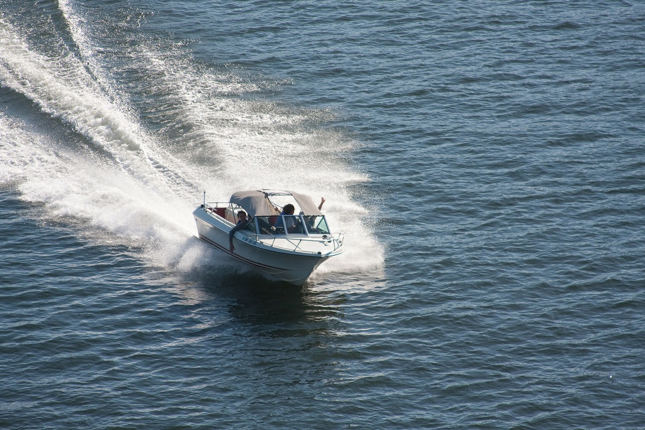 Speedbåt - sjø - Båtliv - Frende forsikring