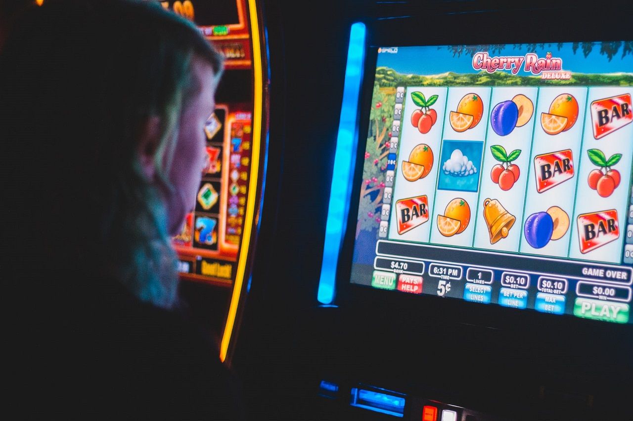 Slotmaskin - spilleautomat - Gambling - MED