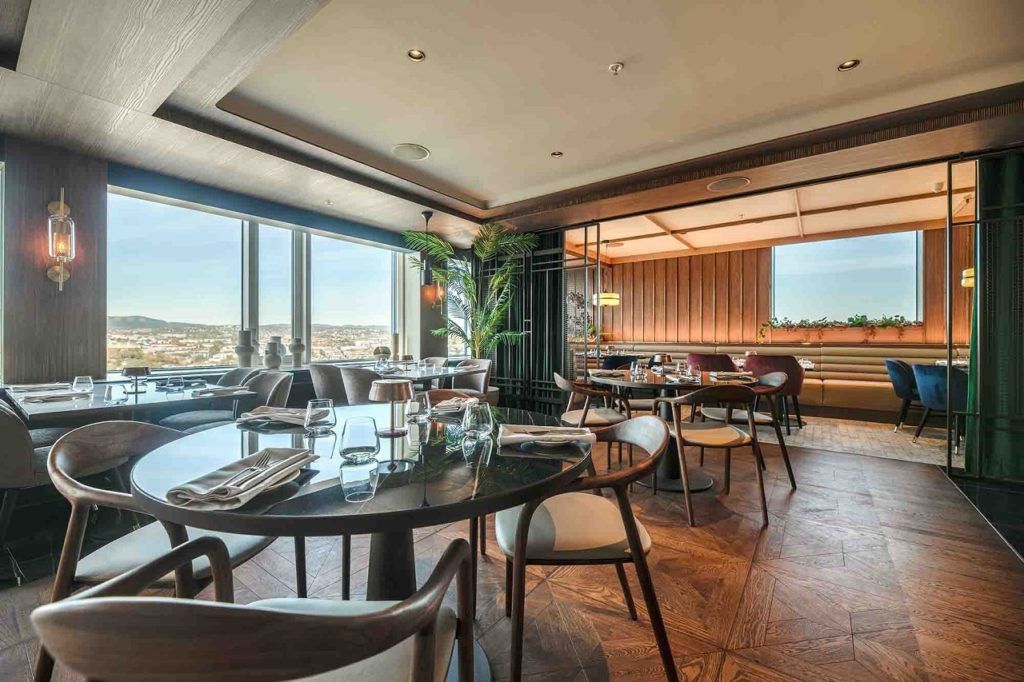 «The Top» restaurant og bar - Radisson Blu Plaza Hotel - Oslo - 2021