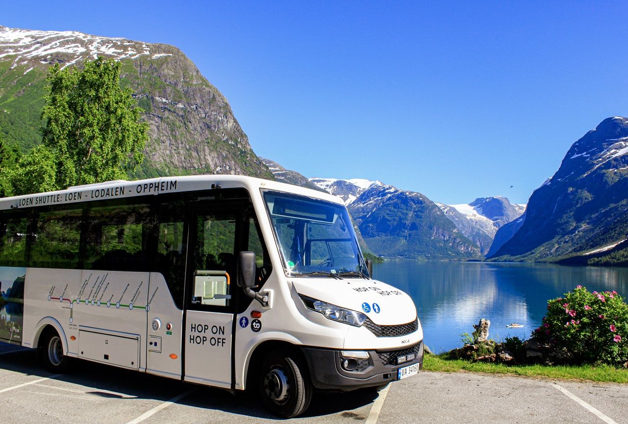 Loen Shuttle - Turistbuss - Nordfjord - Vestland - Norge
