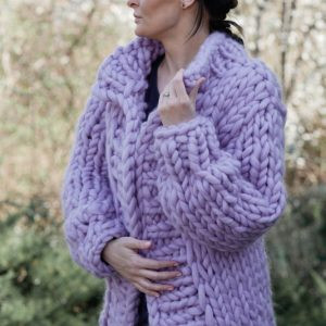 chunky-knit-alpaca-merino-wool-handmade-ultra-violet-lilac--sweater-cardigan-in-pastel-color-lilac-violet