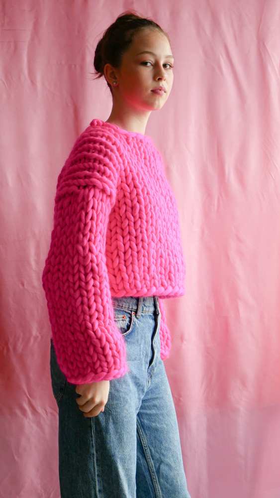 colorful-merino-knitwer-collection-chunky-knit-merino-sweater-sustainable-fashion-trends-slow-production-panapufa-