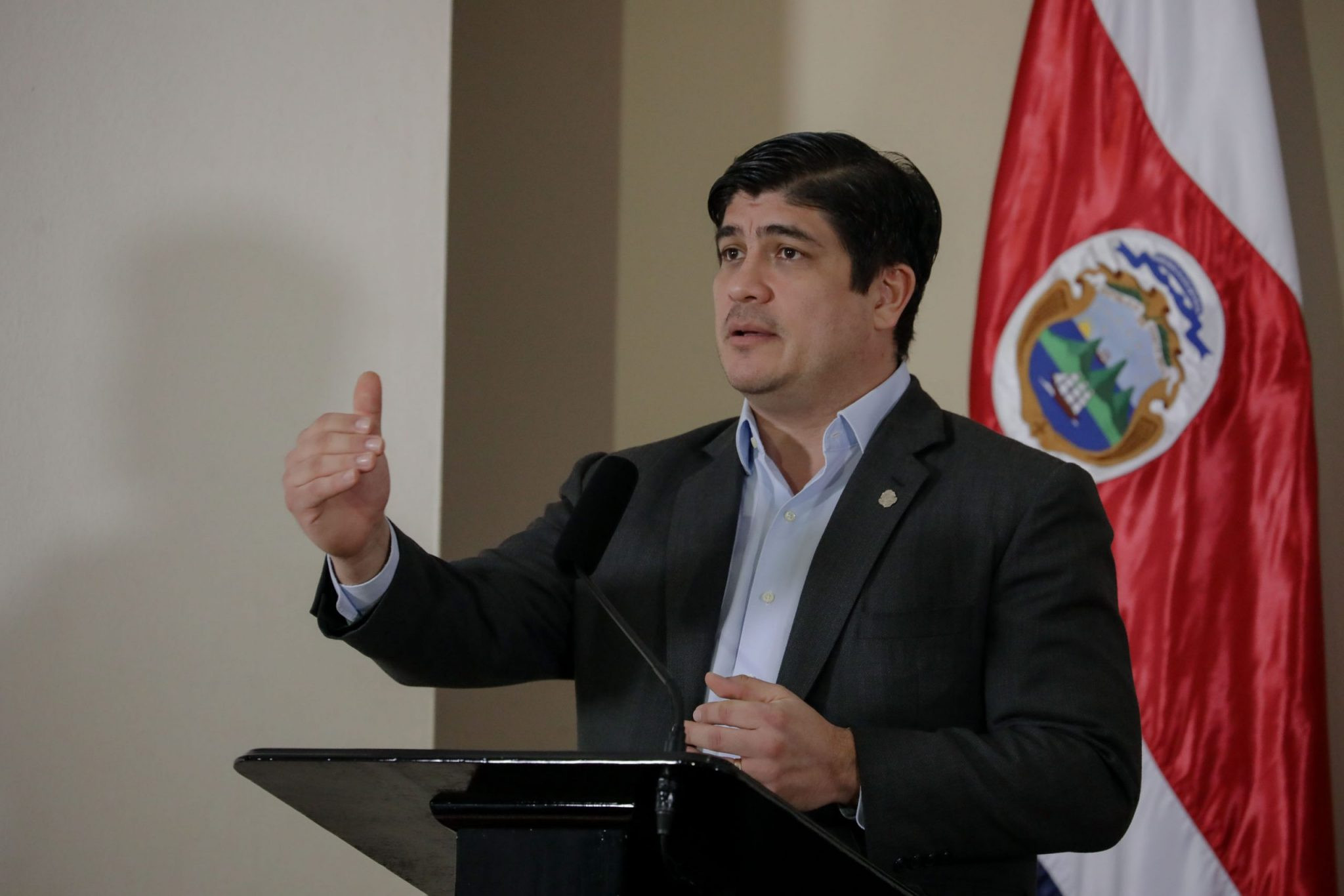 "Uccaep le dio la espalda a la democracia", dice presidente Carlos