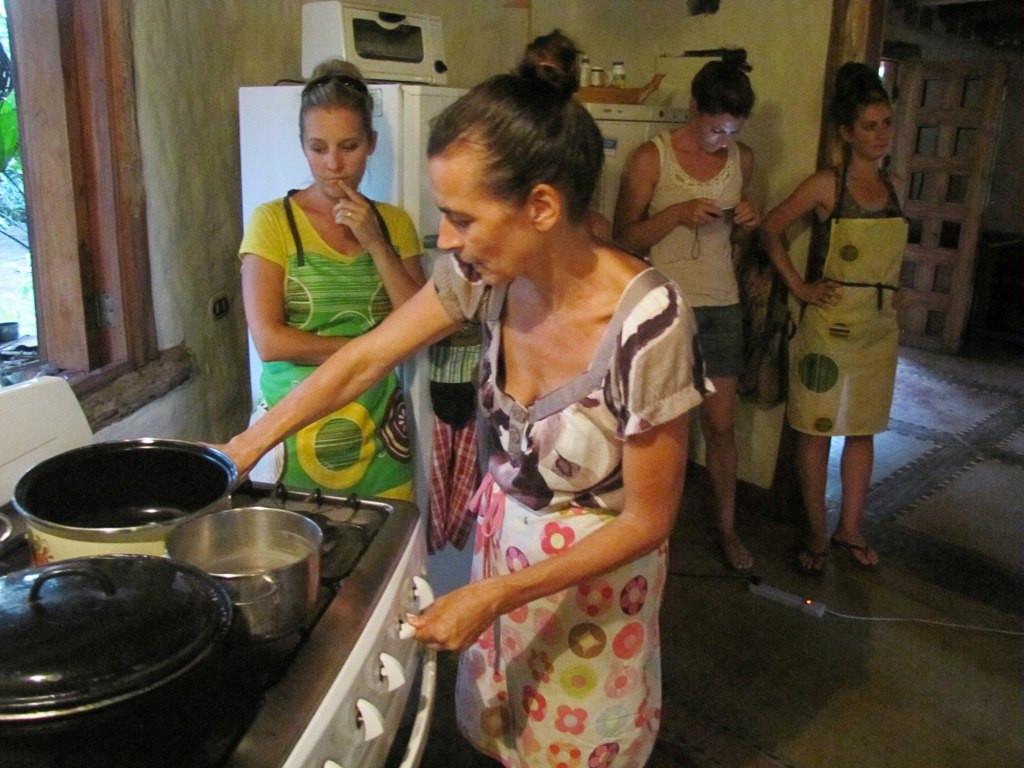 Cancer Survivor Shares Health Tips in Tropical Garden Cooking Classes